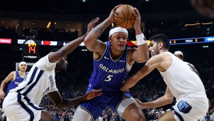 NBA德国赛：魔术20分大逆转胜灰熊 班凯罗26+13小瓦格纳复出18分